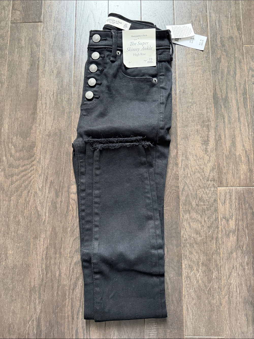 NWT Abercrombie & Fitch Black High-Rise Super Skinny Ankle Jeans